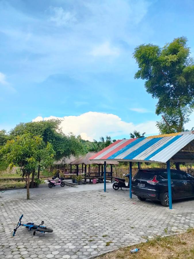 Satu Hati Homestay Ekas 外观 照片