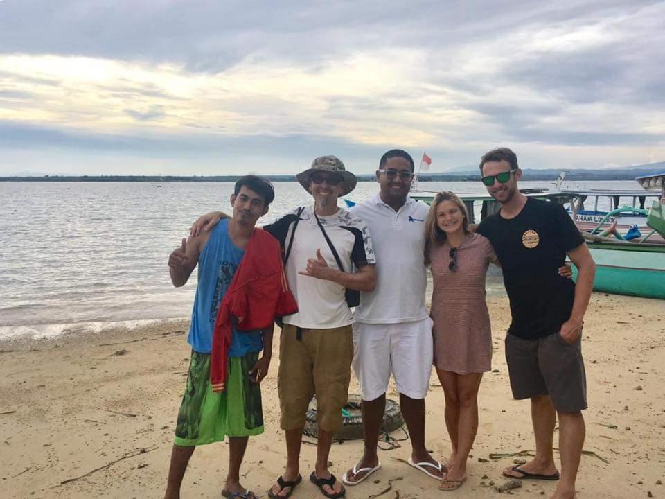Satu Hati Homestay Ekas 外观 照片